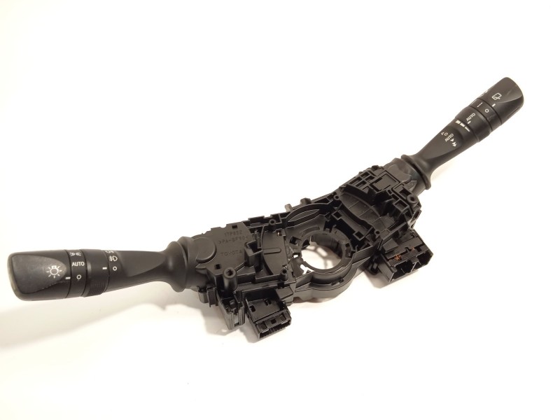 Recambio de mando intermitentes para toyota auris active referencia OEM IAM 8414002720  