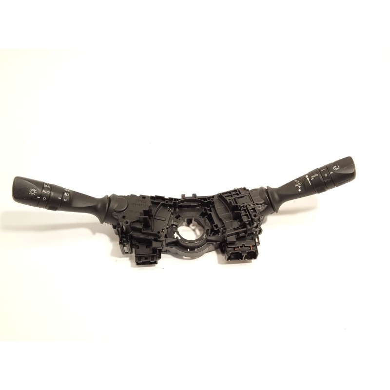Recambio de mando intermitentes para toyota auris active referencia OEM IAM 8414002720  