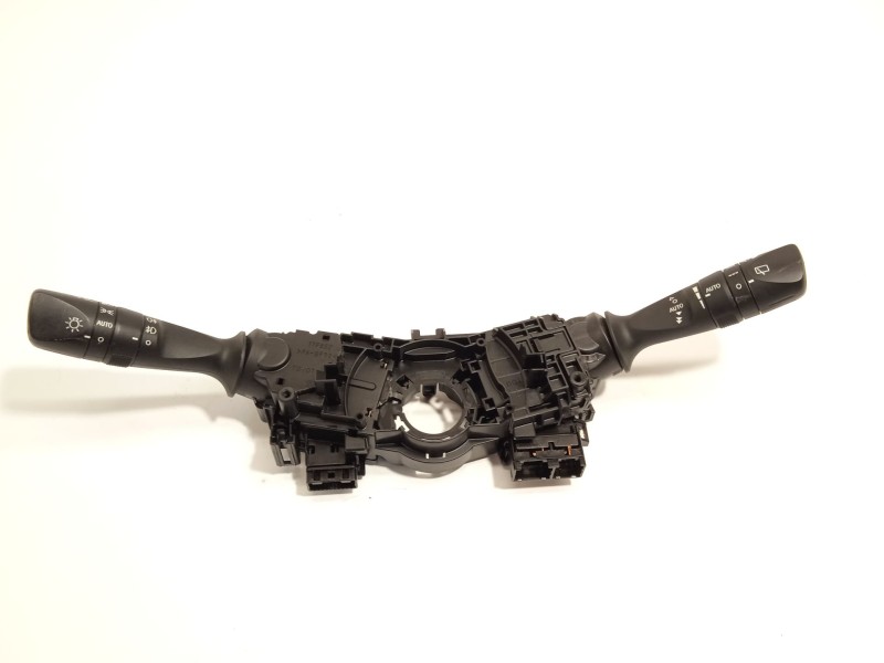 Recambio de mando intermitentes para toyota auris active referencia OEM IAM 8414002720  