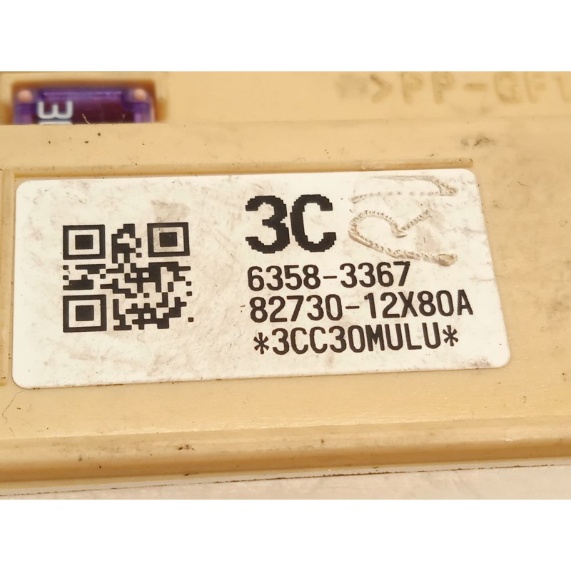 Recambio de caja reles / fusibles para toyota auris active referencia OEM IAM 8273012X80A  