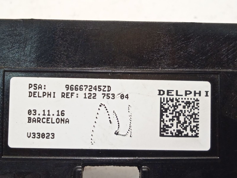 Recambio de mando volante para citroën c4 picasso feel referencia OEM IAM 96667245ZD  