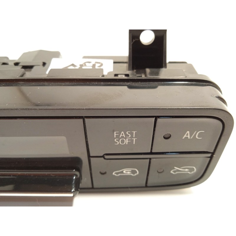 Recambio de mando climatizador para toyota auris active referencia OEM IAM 5590002C60  