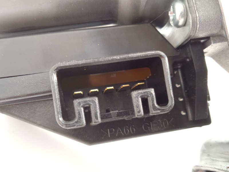 Recambio de motor limpia trasero para toyota auris active referencia OEM IAM 8513002050  2596002501