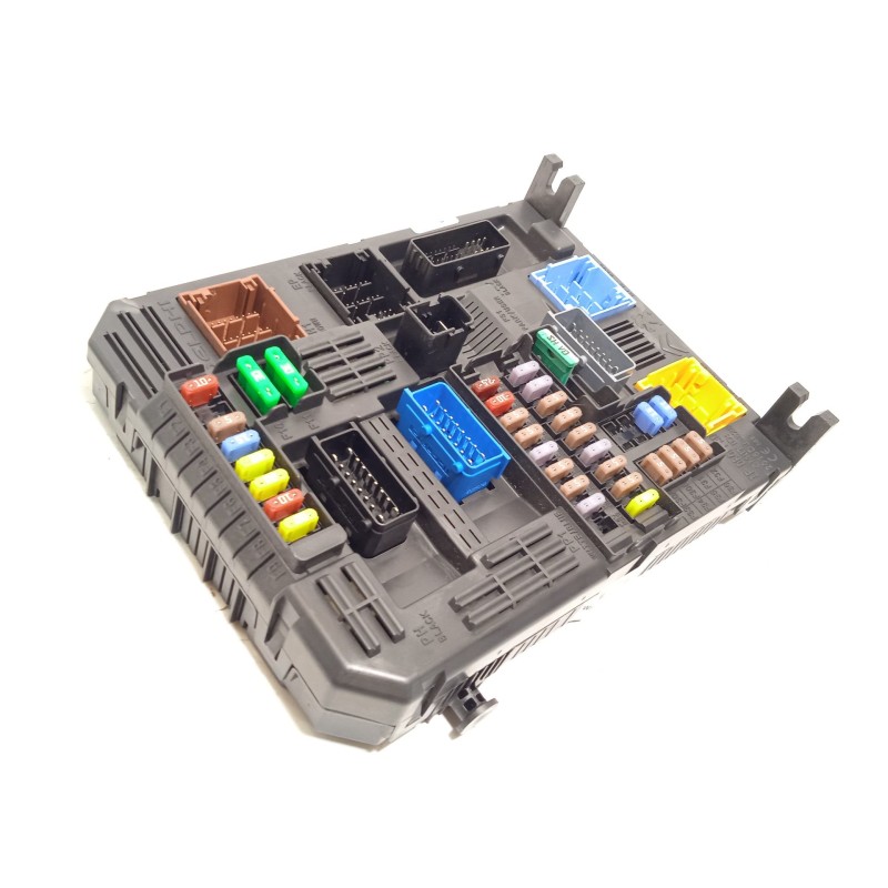 Recambio de caja reles / fusibles para citroën c4 picasso feel referencia OEM IAM 9819851480  