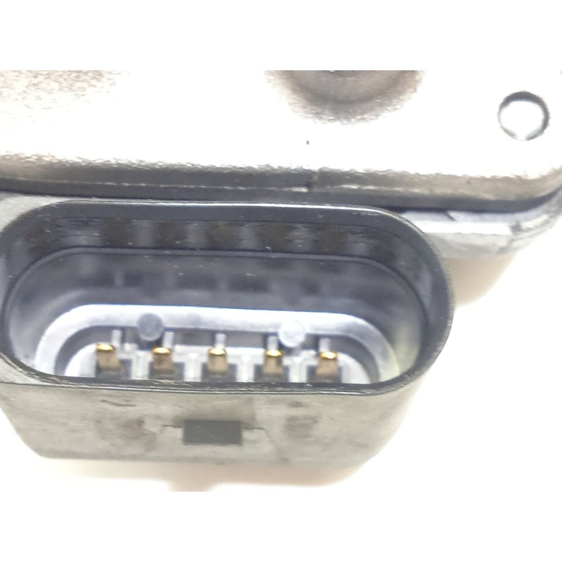 Recambio de caja mariposa para seat leon st (5f8) 2.0 tdi referencia OEM IAM 04L128059K 04L128063P 