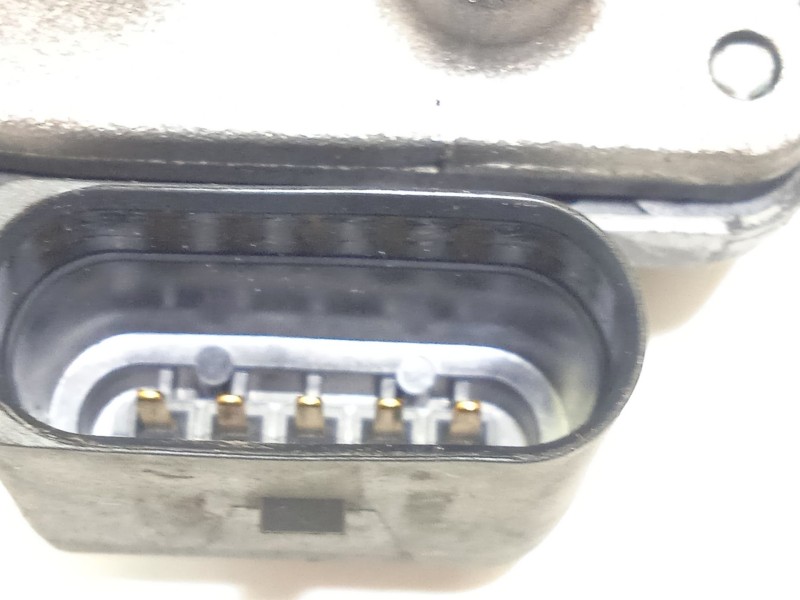 Recambio de caja mariposa para seat leon st (5f8) 2.0 tdi referencia OEM IAM 04L128059K 04L128063P 