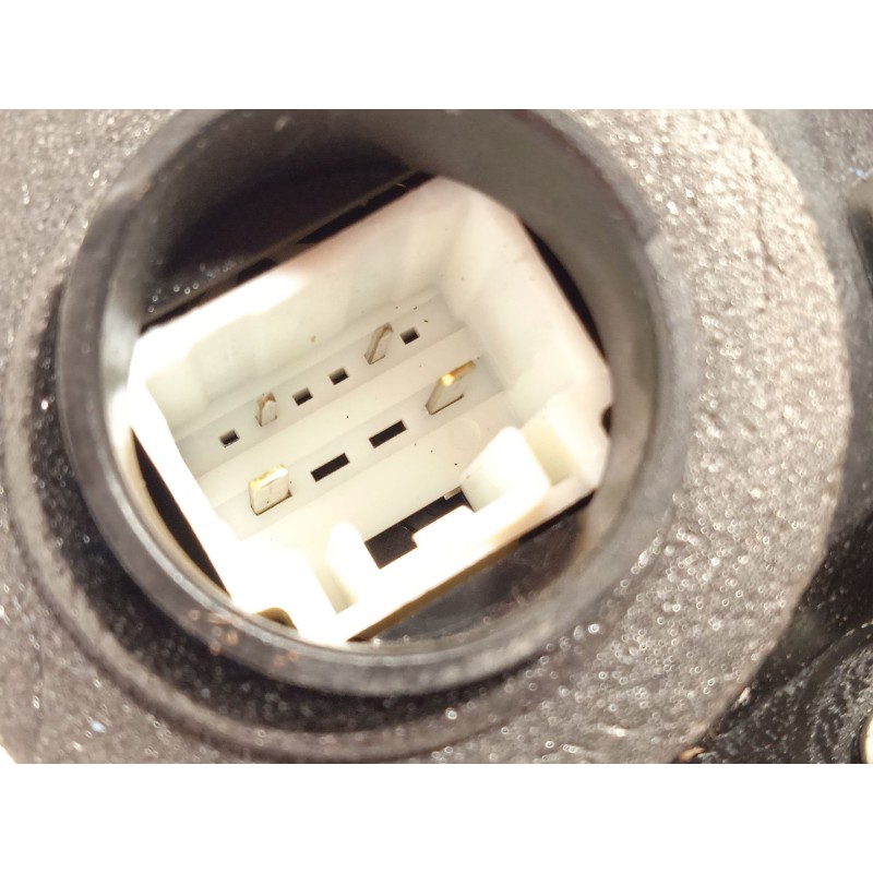 Recambio de cerradura puerta trasera izquierda para toyota auris active referencia OEM IAM 6906005051  