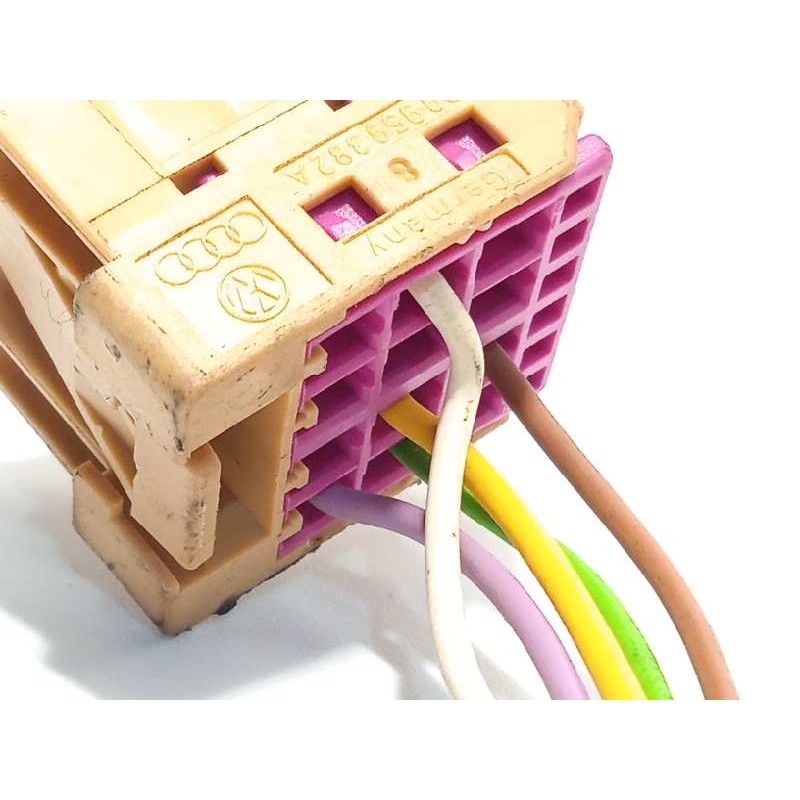 Recambio de retrovisor derecho para seat ibiza (6l1) sport referencia OEM IAM 6L1857508AB  6L1857508AB9B9