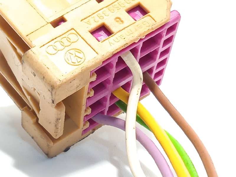 Recambio de retrovisor derecho para seat ibiza (6l1) sport referencia OEM IAM 6L1857508AB  6L1857508AB9B9