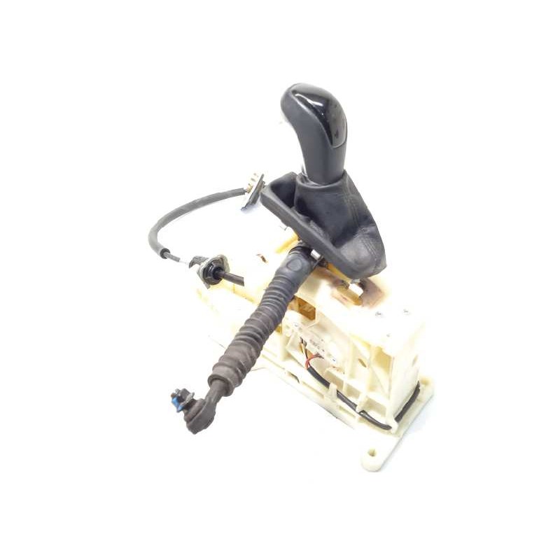 Recambio de palanca cambio para hyundai i20 active 1.4 referencia OEM IAM 46700C8100  
