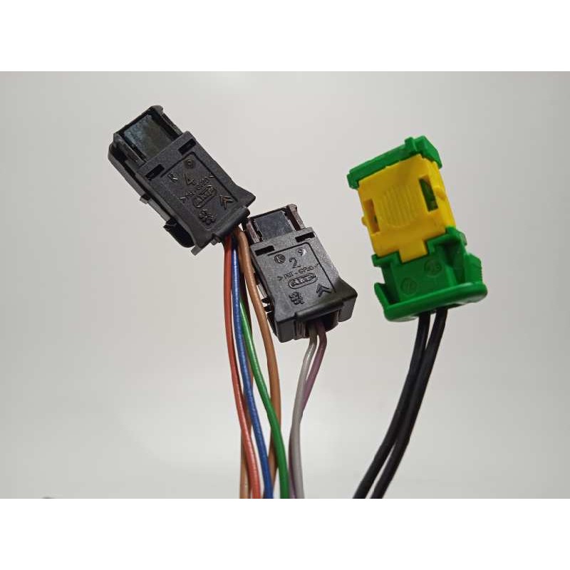 Recambio de retrovisor izquierdo para lancia phedra (180) 2.0 jtd referencia OEM IAM 14009347G8  