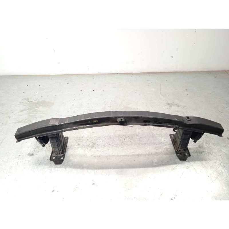 Recambio de refuerzo paragolpes delantero para bmw serie 3 berlina (e90) 320d referencia OEM IAM 51117146645  