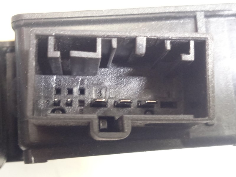 Recambio de elevalunas trasero derecho para seat leon st (5f8) 2.0 tdi referencia OEM IAM 5Q0959812A  