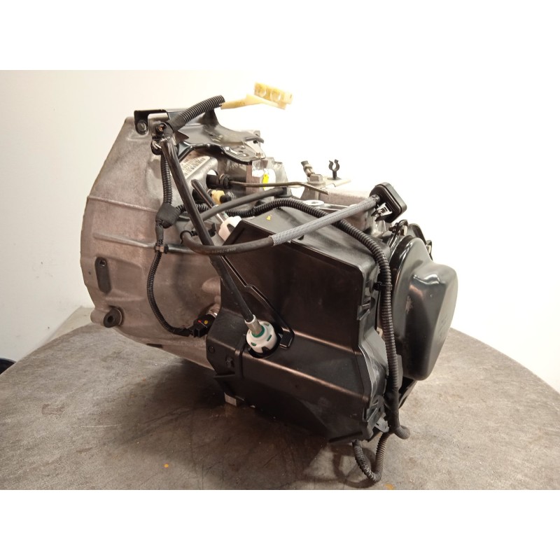 Recambio de caja cambios para ford fiesta (ccn) trend referencia OEM IAM CA6R7002NBE 2067986 