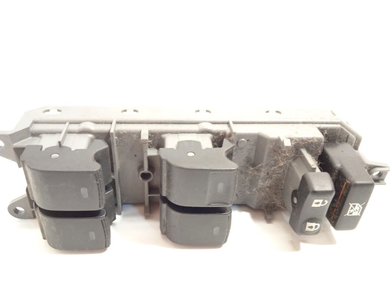 Recambio de mando elevalunas delantero izquierdo para toyota auris active referencia OEM IAM 8404002120  