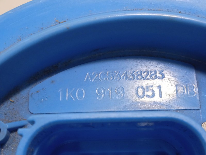 Recambio de bomba combustible para skoda yeti 1.2 tsi referencia OEM IAM 1K0919051DB  