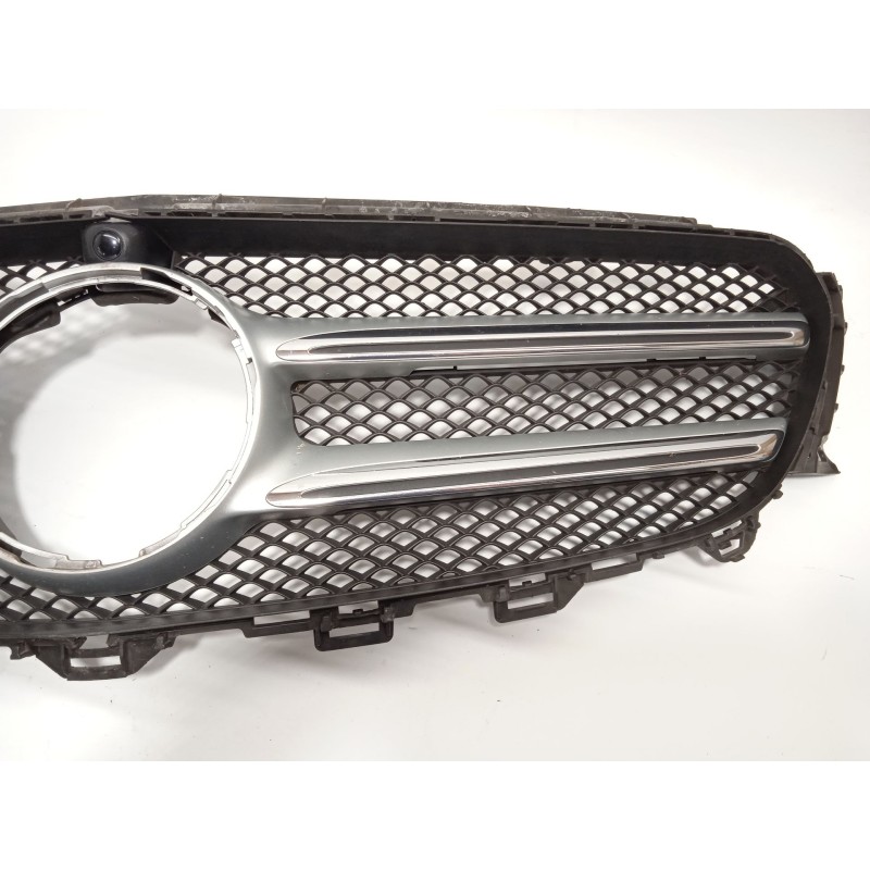 Recambio de rejilla delantera para mercedes-benz clase e (w213) e 300 (213.083) referencia OEM IAM A2138880223  