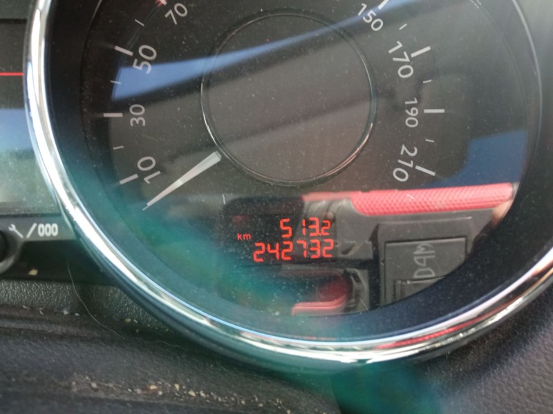 peugeot 5008 (0u_, 0e_) del año 2010