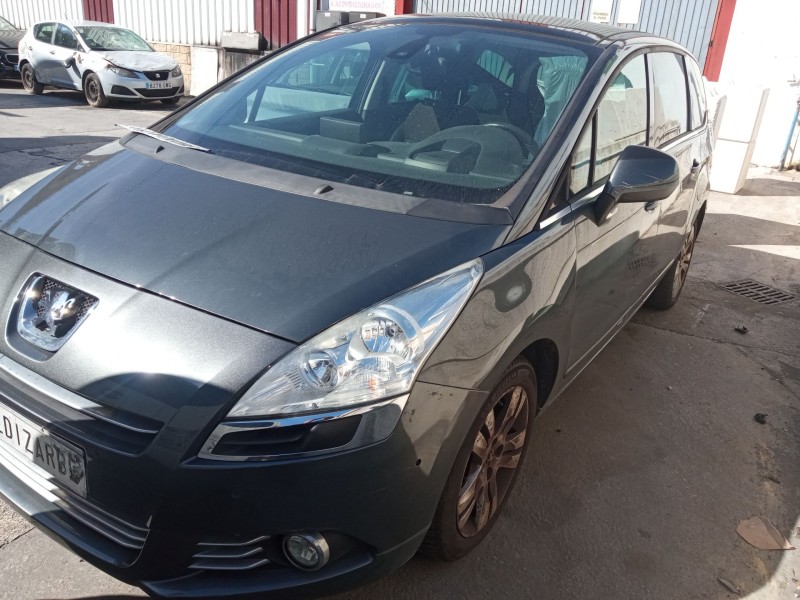 peugeot 5008 (0u_, 0e_) del año 2010