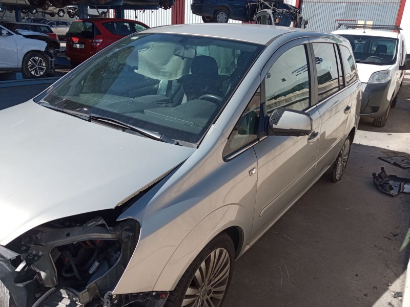opel zafira / zafira family b (a05) del año 2011