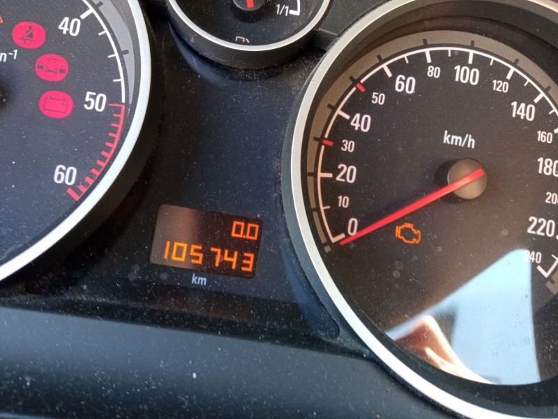 opel zafira / zafira family b (a05) del año 2011