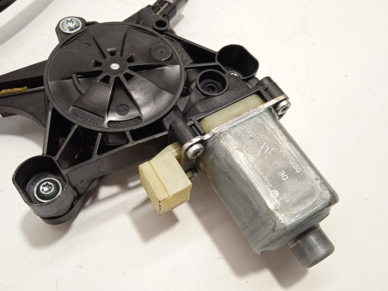 Recambio de elevalunas delantero derecho para seat ateca (kh7, khp) 2.0 tdi referencia OEM IAM 5Q0959802B 575837462A 