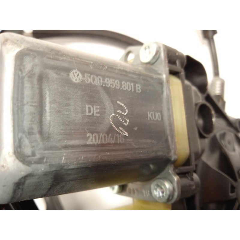 Recambio de elevalunas delantero izquierdo para seat ateca (kh7, khp) 2.0 tdi referencia OEM IAM 5Q0959801B 575837461A 