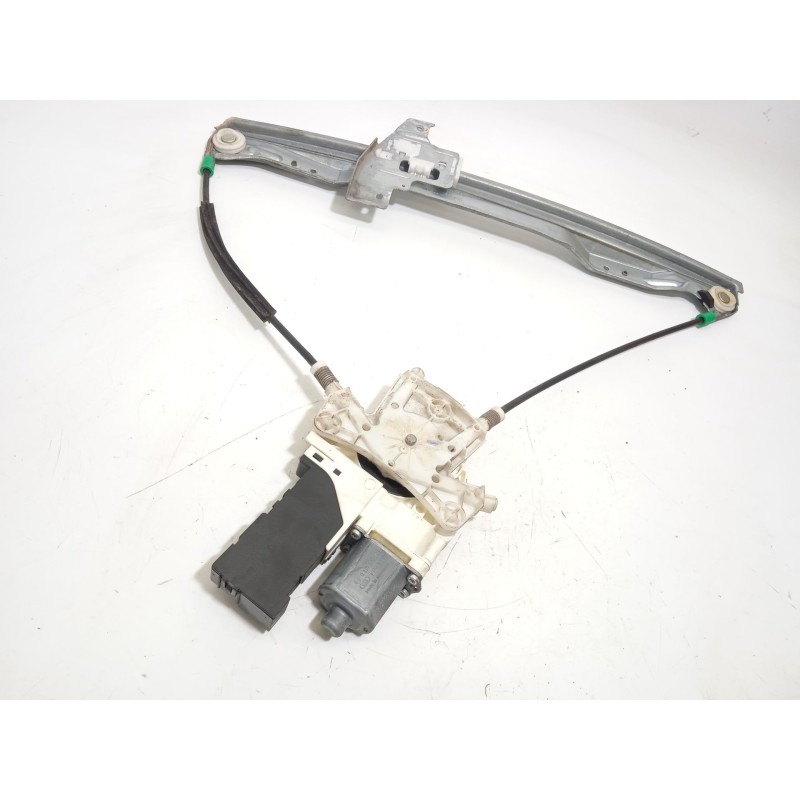 Recambio de elevalunas delantero derecho para peugeot 407 1.8 16v cat referencia OEM IAM 9222Q4 1137328126 0130822201