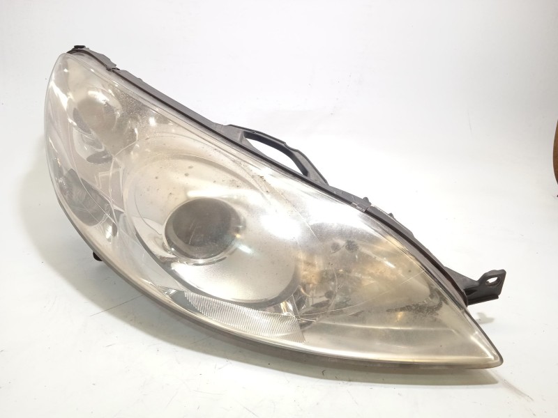 Recambio de faro derecho para peugeot 407 1.8 16v cat referencia OEM IAM 9660235980 0301213202 620690