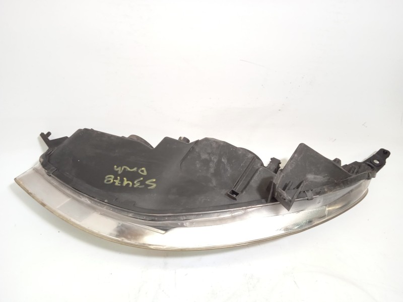 Recambio de faro derecho para peugeot 407 1.8 16v cat referencia OEM IAM 9660235980 0301213202 620690