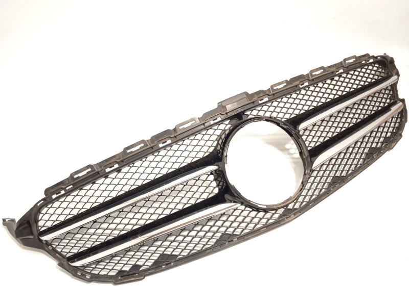 Recambio de rejilla delantera para mercedes-benz clase c (w205) c 180 (205.040) referencia OEM IAM A2058800183  