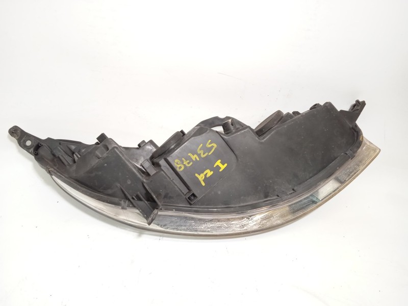 Recambio de faro izquierdo para peugeot 407 1.8 16v cat referencia OEM IAM 9660236180 0301213201 620890