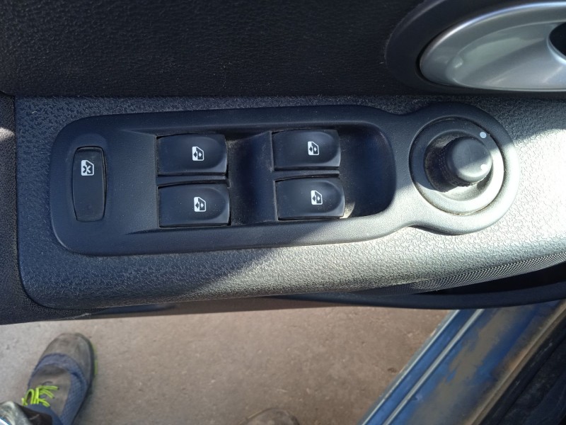 renault modus / grand modus (f/jp0_) del año 2010