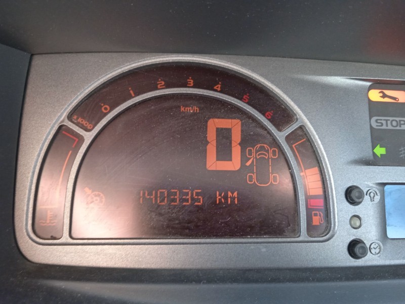 renault modus / grand modus (f/jp0_) del año 2010