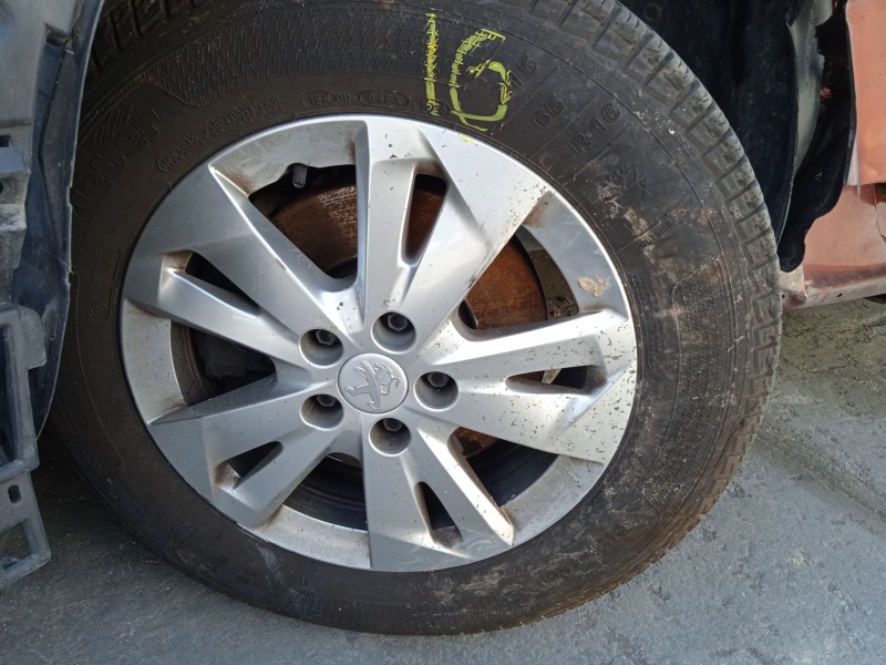 peugeot rifter del año 2021