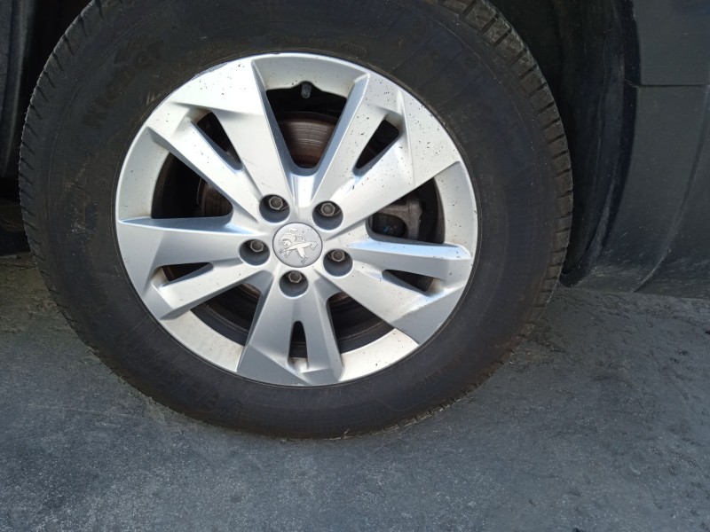 peugeot rifter del año 2021