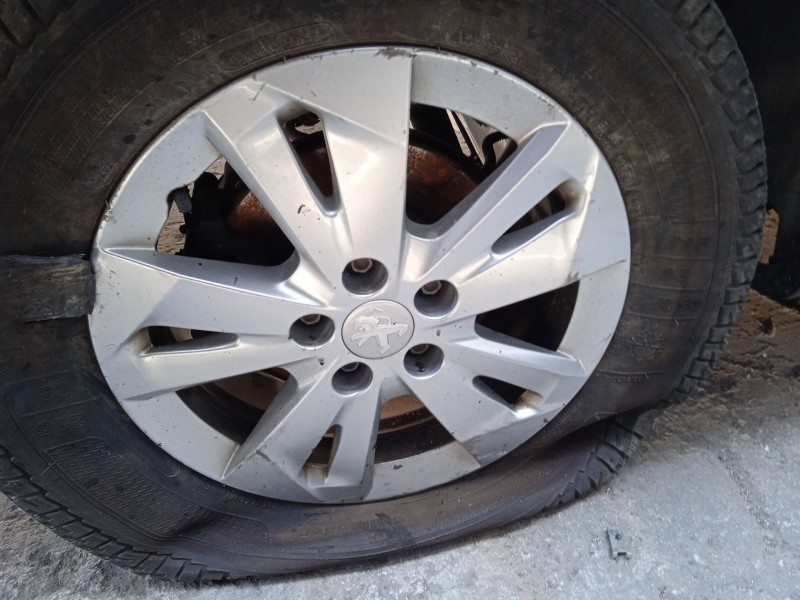 peugeot rifter del año 2021