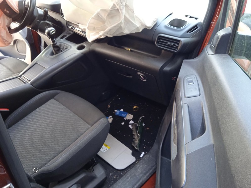 peugeot rifter del año 2021