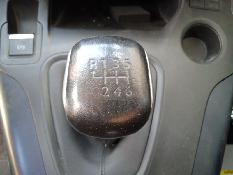 peugeot rifter del año 2021