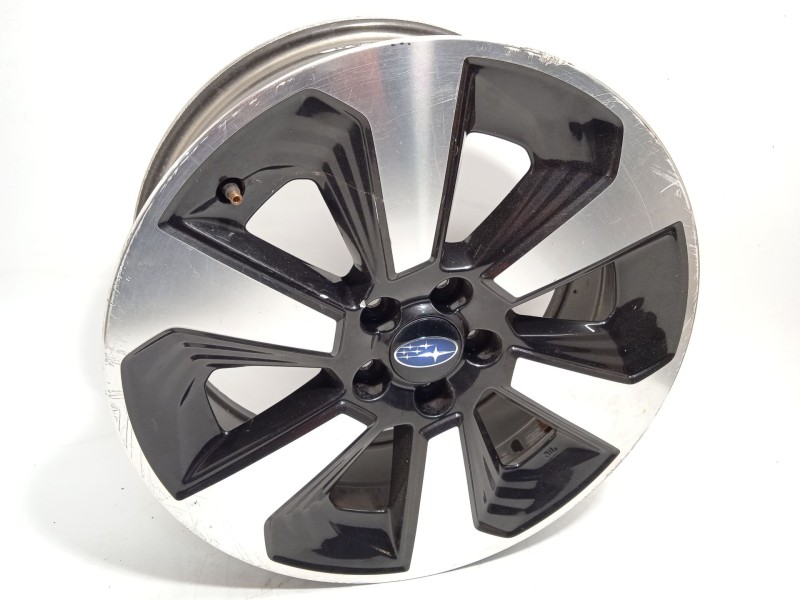 Recambio de llanta para subaru forester sport referencia OEM IAM 28111SG130  