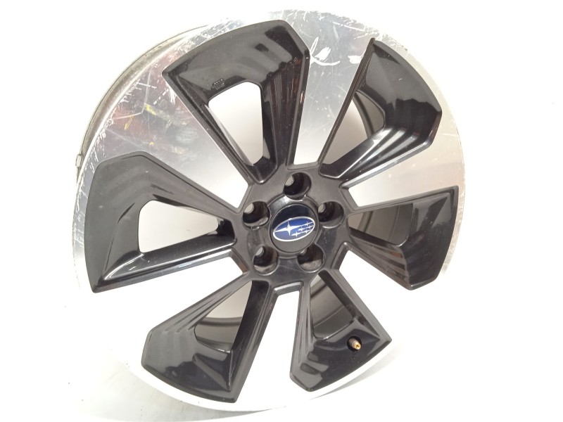 Recambio de llanta para subaru forester sport referencia OEM IAM 28111SG130  