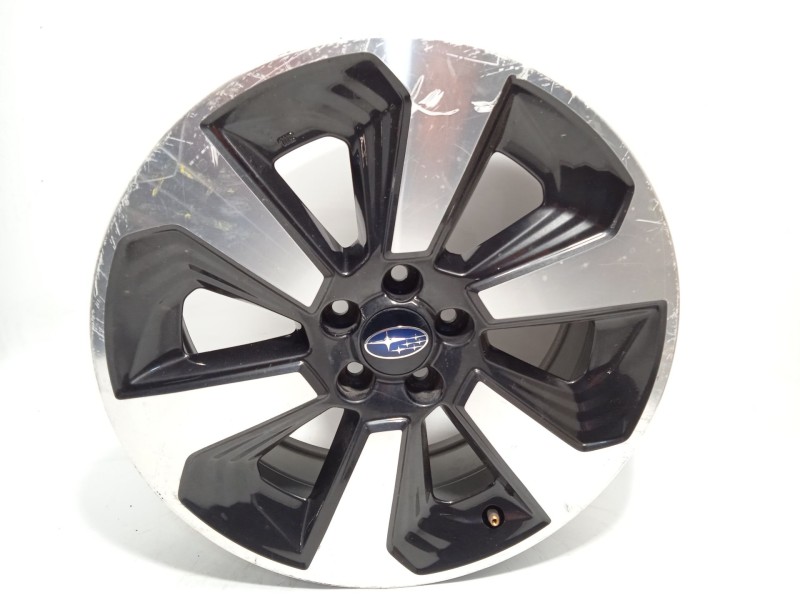 Recambio de llanta para subaru forester sport referencia OEM IAM 28111SG130  