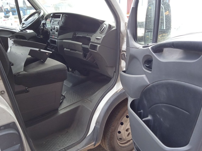 iveco daily v furgoneta del año 2012