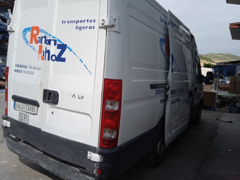iveco daily v furgoneta del año 2012