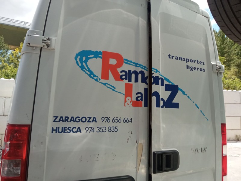 iveco daily v furgoneta del año 2012