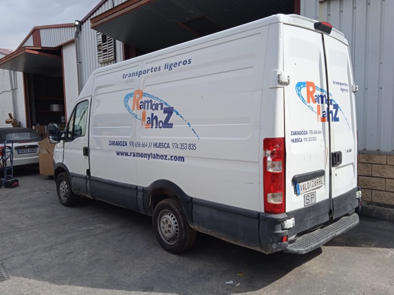 iveco daily v furgoneta del año 2012