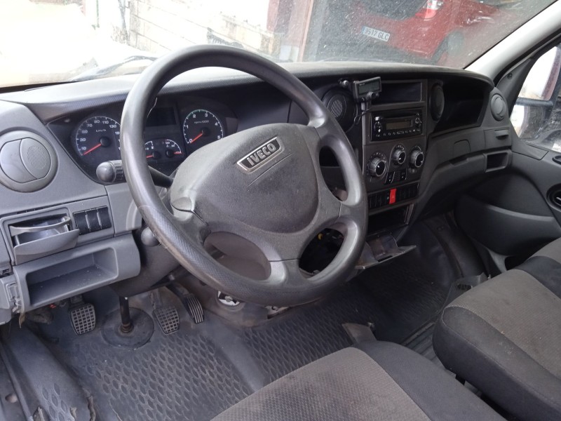iveco daily v furgoneta del año 2012