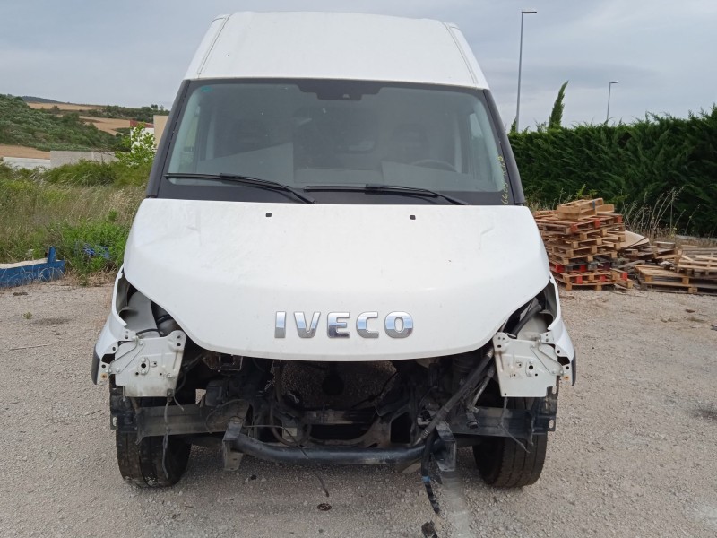 iveco daily vi caja/chasis del año 2015