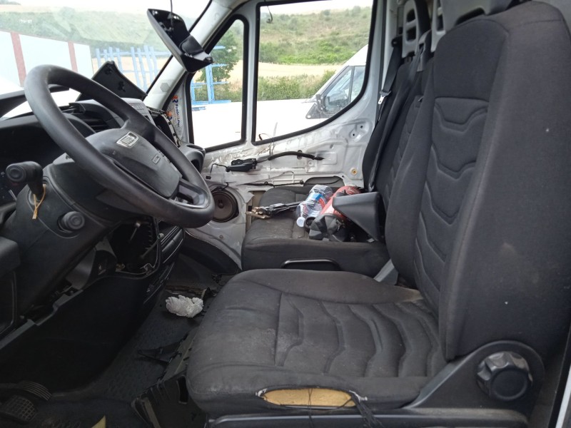 iveco daily vi caja/chasis del año 2015