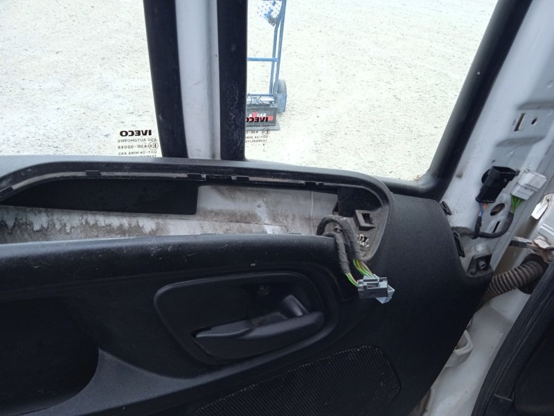 iveco daily vi caja/chasis del año 2015